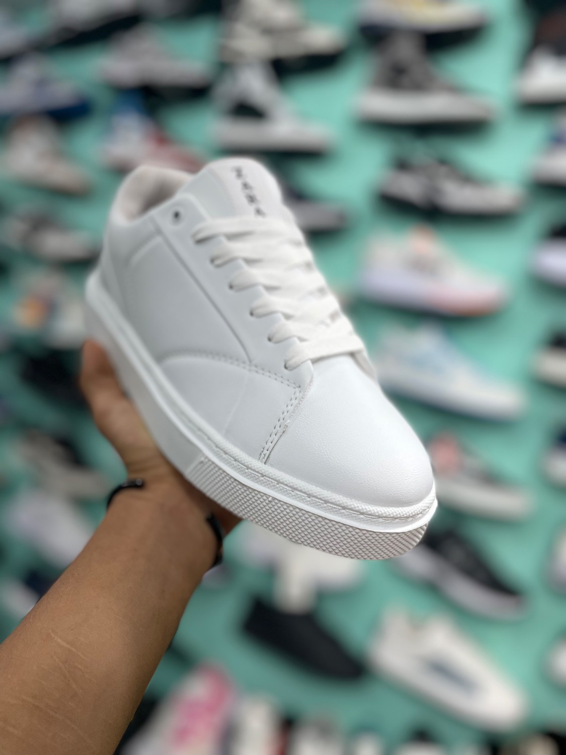 ونس ZARA